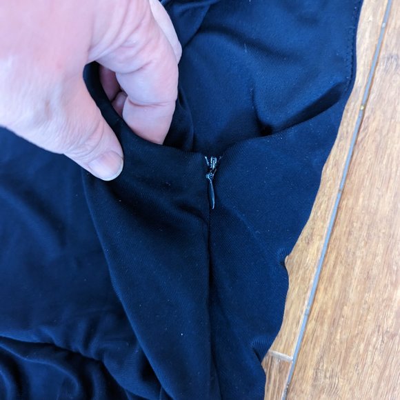 Vera Wang Sleeveless Draped/Ruched Dress *Please Read for Flaws - Picture 12 of 15